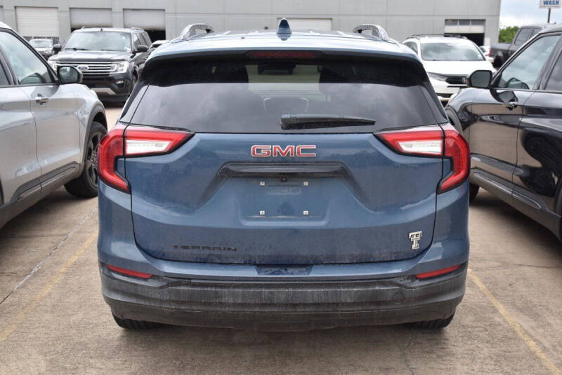 2024 GMC Terrain SLE