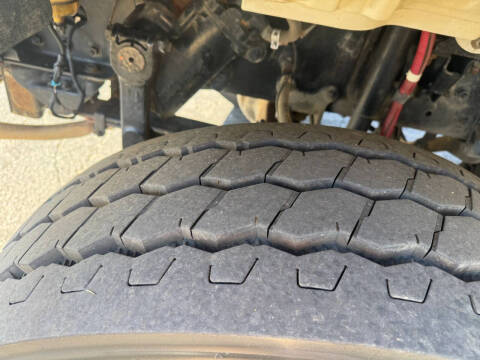 2015 Freightliner M2 106