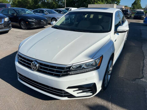 2019 Volkswagen Passat for sale at IT GROUP in Oklahoma City OK