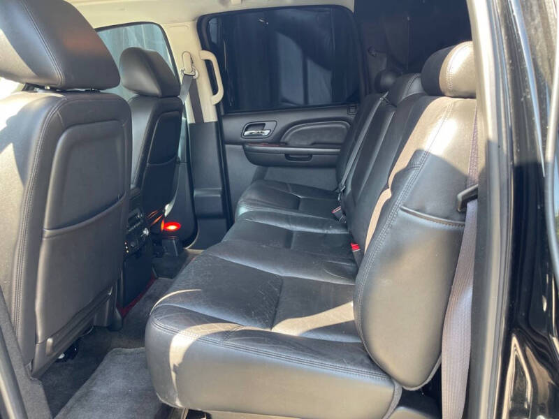 2012 Cadillac Escalade EXT Premium