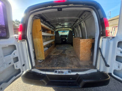 2018 Chevrolet Express 2500