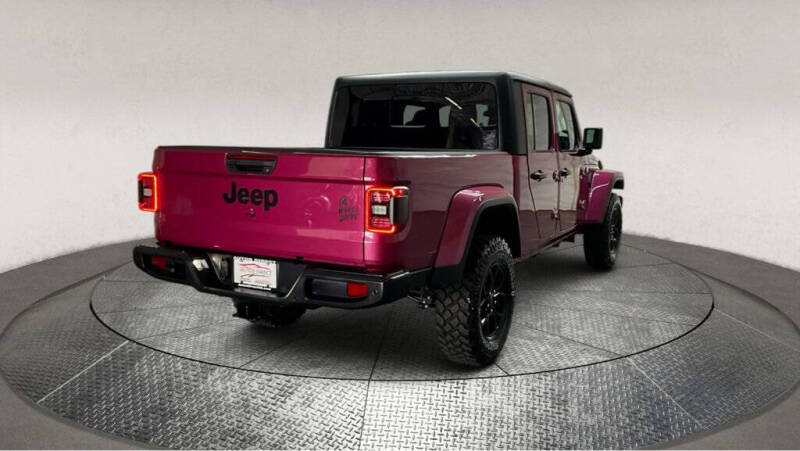 2024 Jeep Gladiator Willys