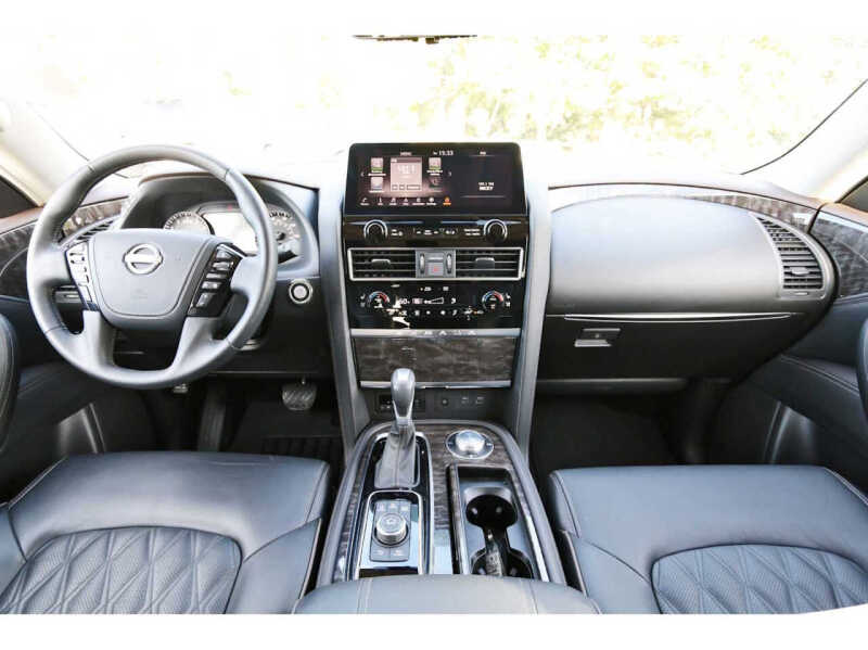 2024 Nissan Armada Platinum