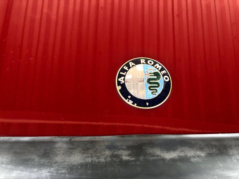 1988 Alfa Romeo Spider Graduate