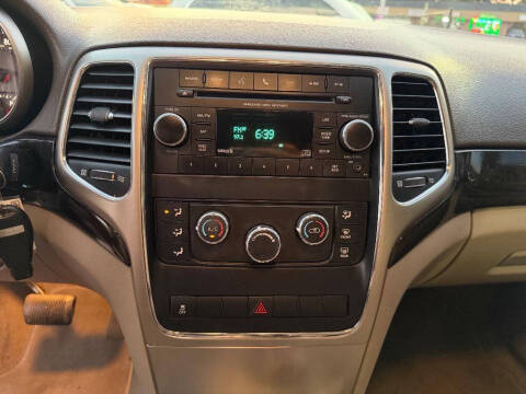 2012 Jeep Grand Cherokee Laredo