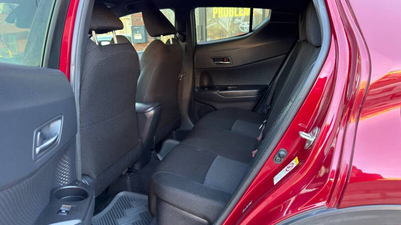 2018 Toyota C-HR XLE Premium