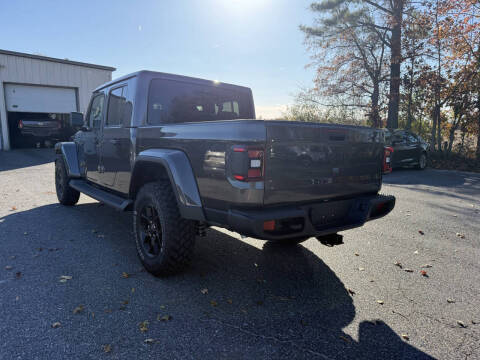 2025 Jeep Gladiator High Tide