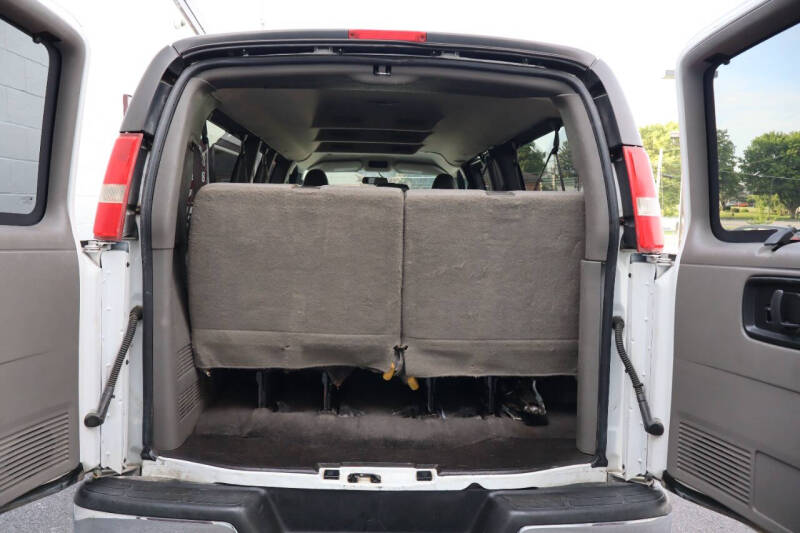 2017 Chevrolet Express LT 3500