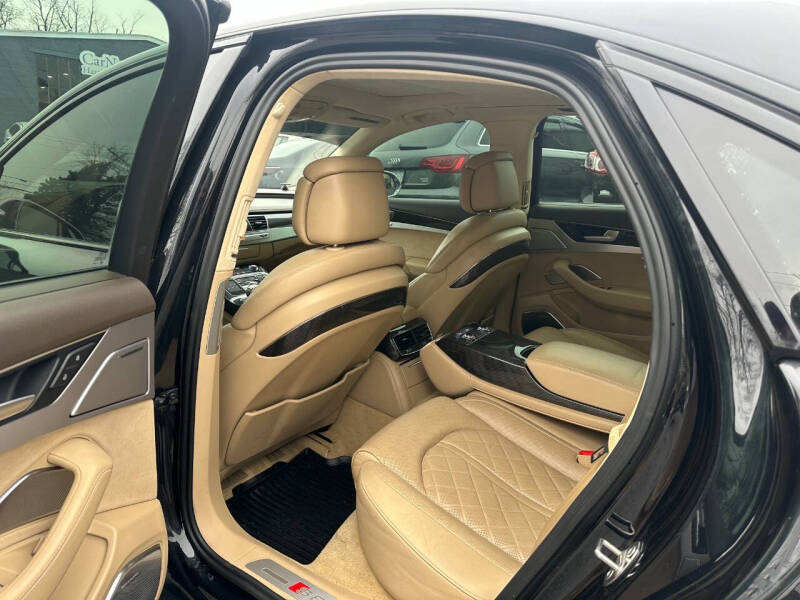 2015 Audi S8 4.0T quattro