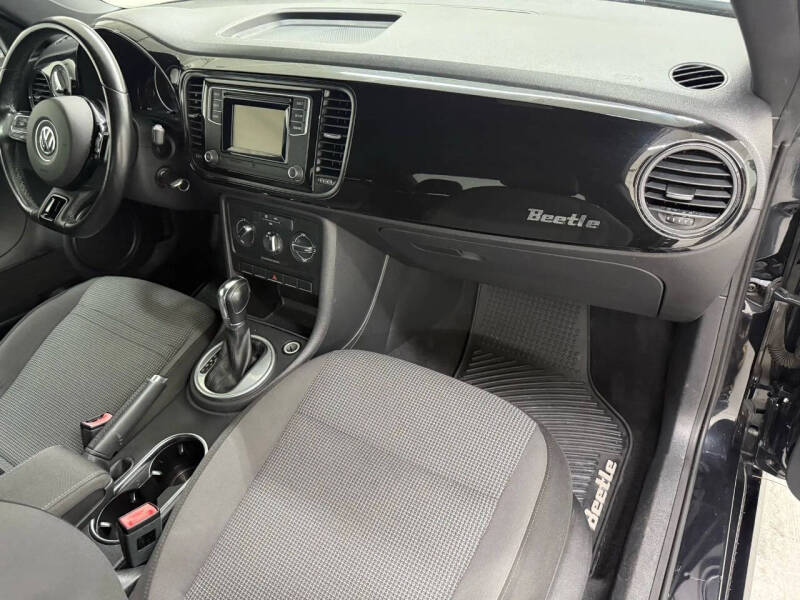 2017 Volkswagen Beetle 1.8T S