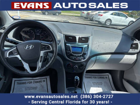 2013 Hyundai Accent SE