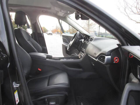 2019 Jaguar F-PACE 25t Premium