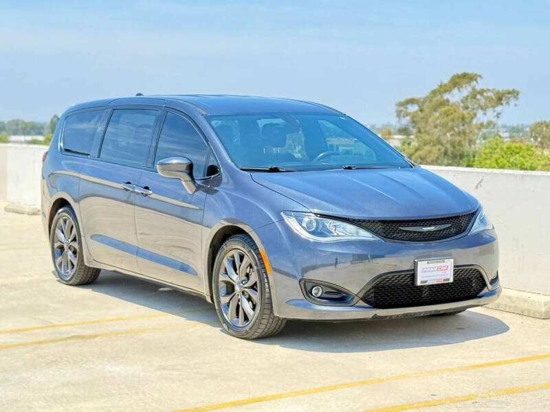 2019 Chrysler Pacifica Touring Plus