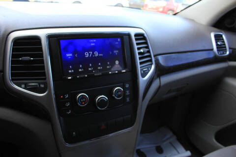 2011 Jeep Grand Cherokee Laredo