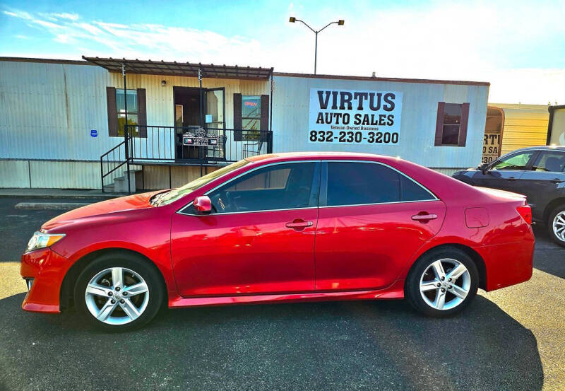 2014 Toyota Camry SE