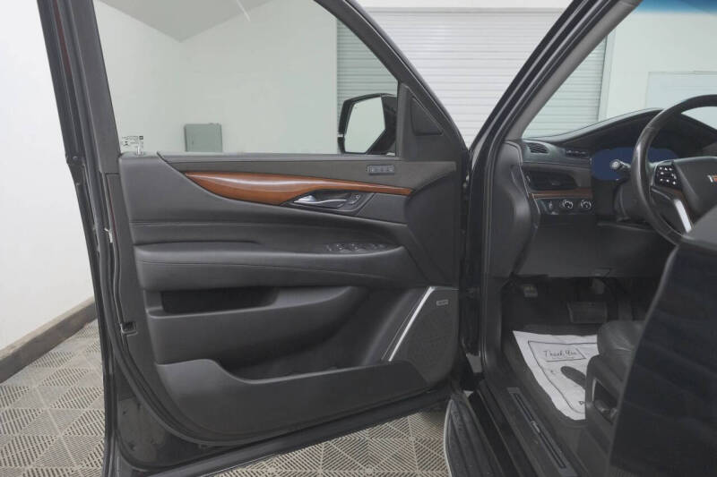 2019 Cadillac Escalade ESV Luxury