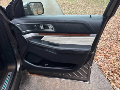 2016 Ford Explorer Platinum