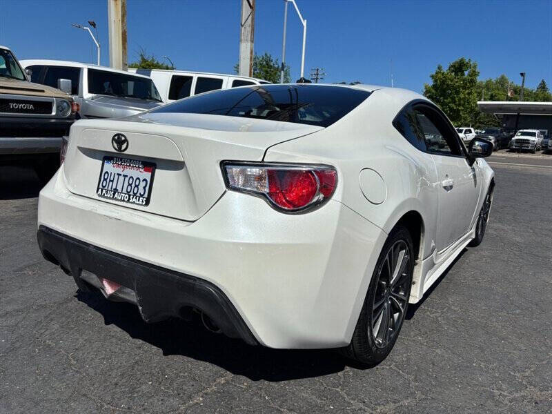 2015 Scion FR-S