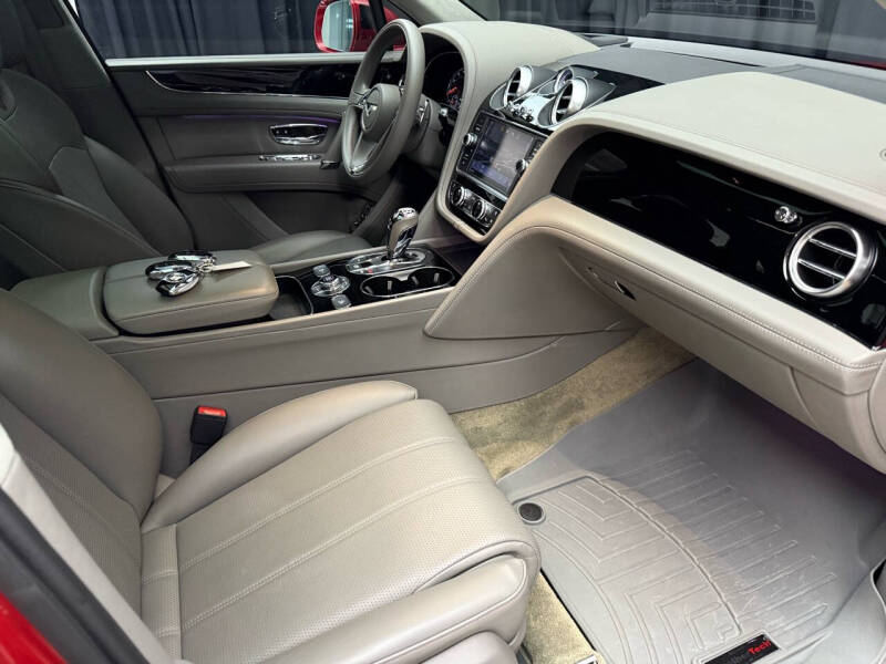 2019 Bentley Bentayga V8