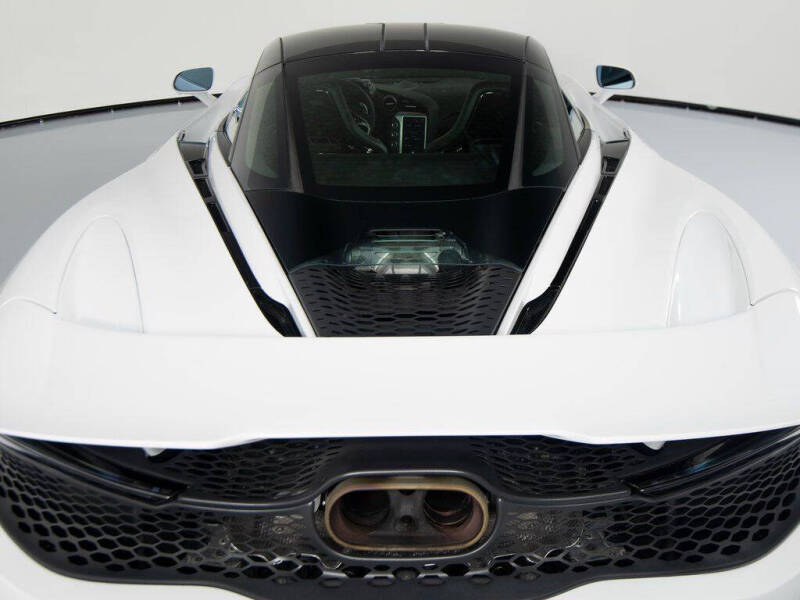 2025 McLaren 750S