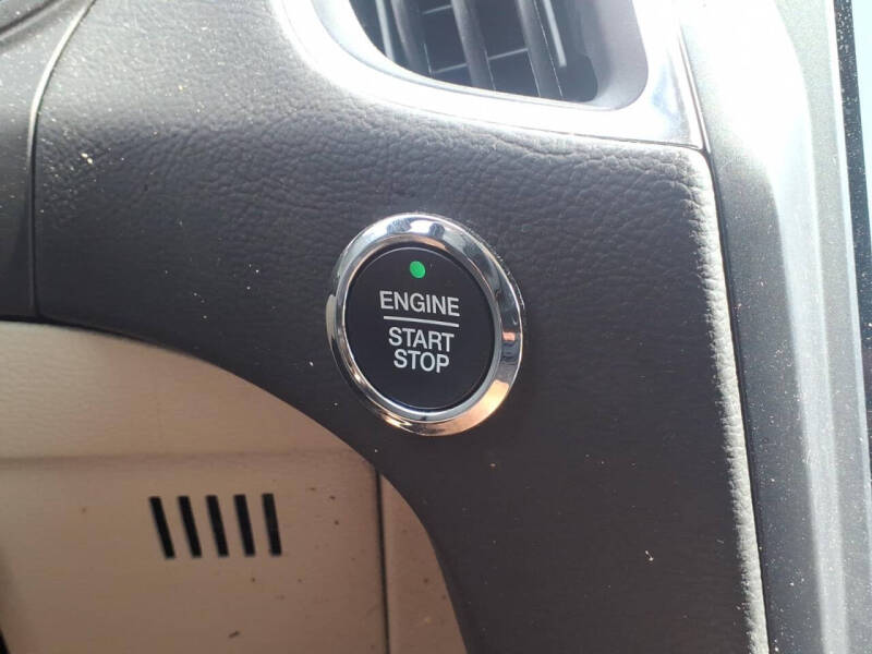 2024 Ford Edge Titanium