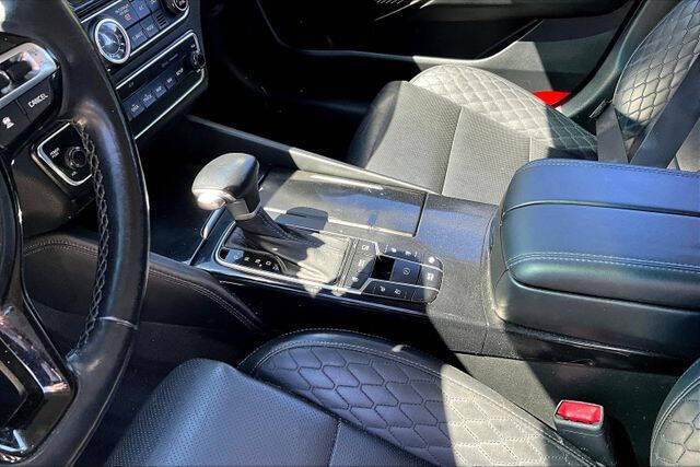 2019 Kia Cadenza Limited