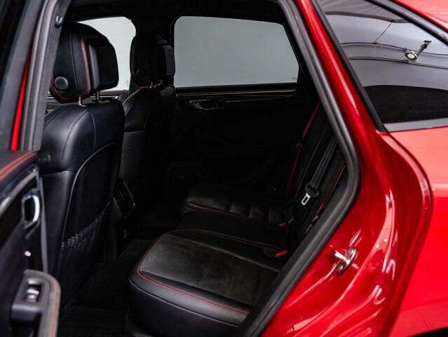 2024 Porsche Macan GTS