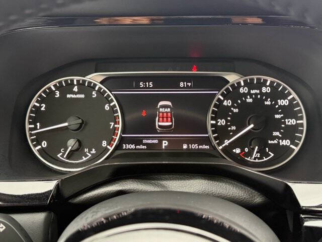 2025 Nissan Pathfinder SL