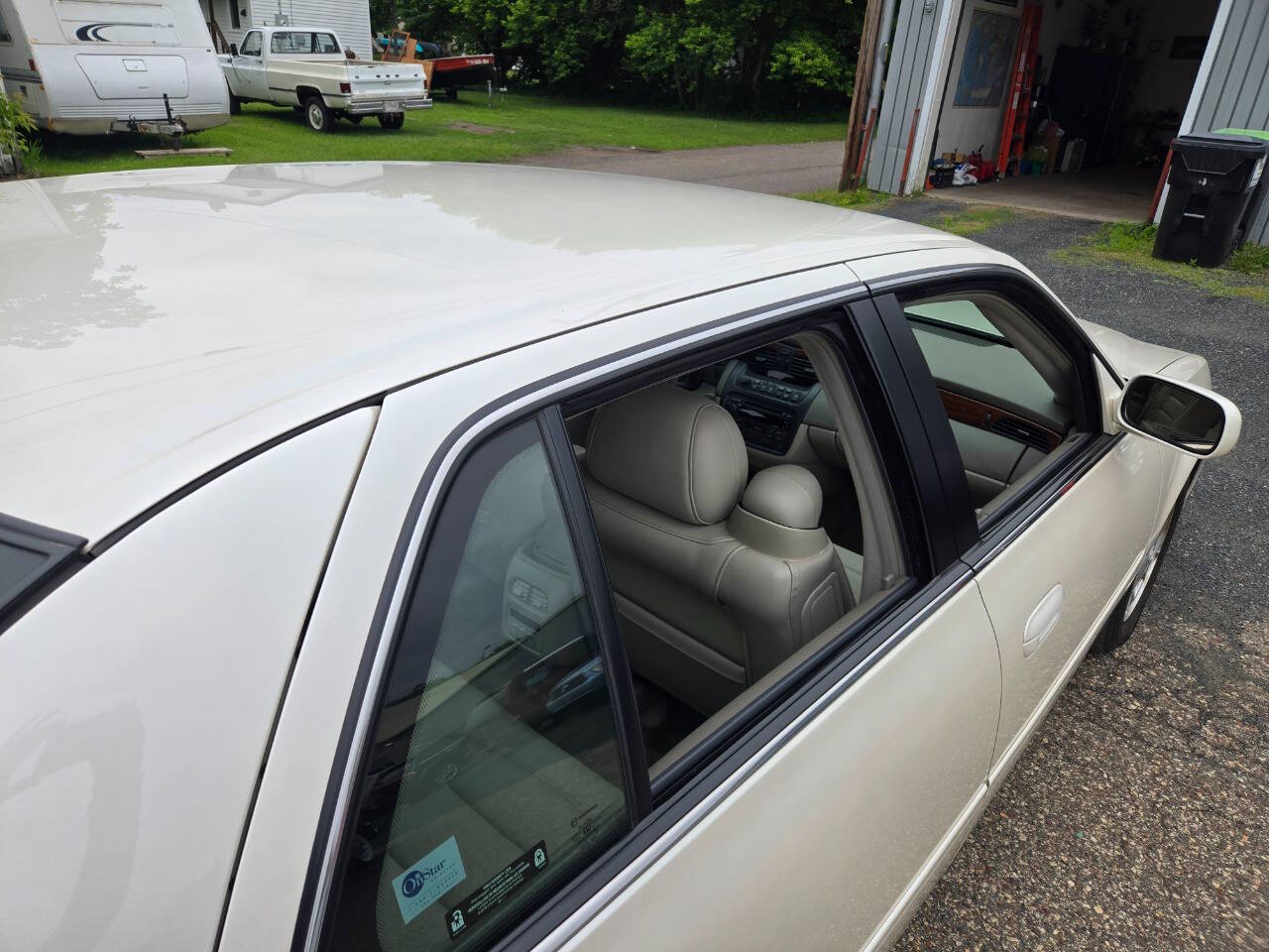 2002 Cadillac DeVille 46