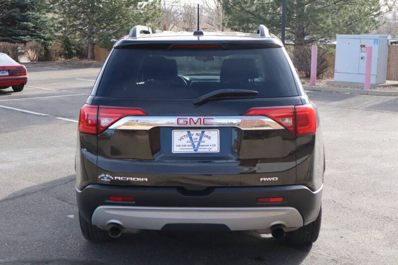 2018 GMC Acadia SLE-2