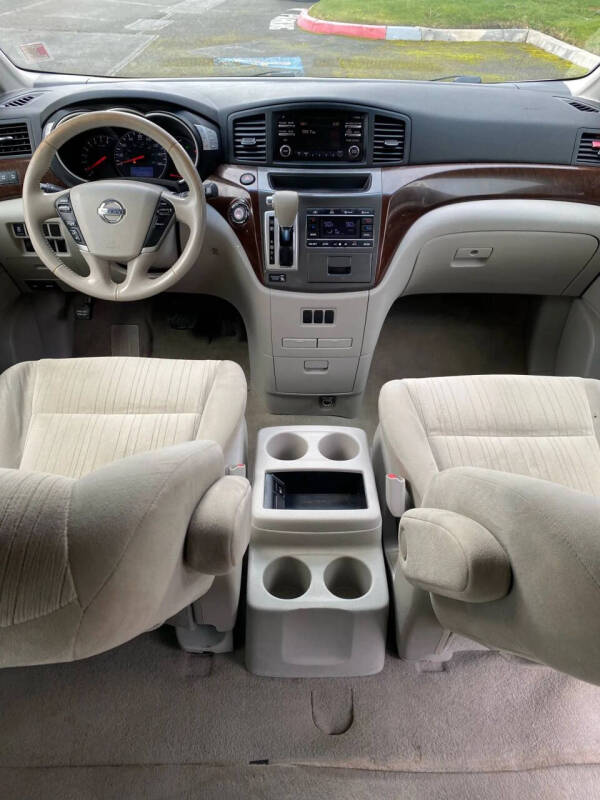 2013 Nissan Quest