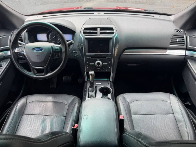 2017 Ford Explorer Limited
