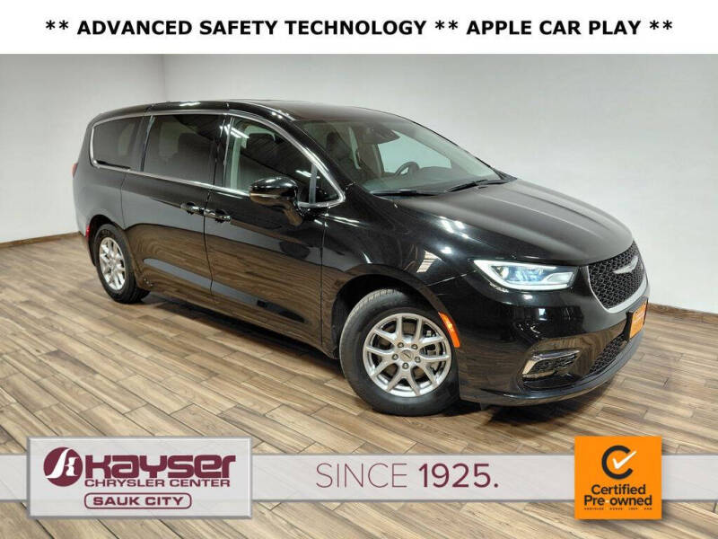 2024 Chrysler Pacifica Touring L