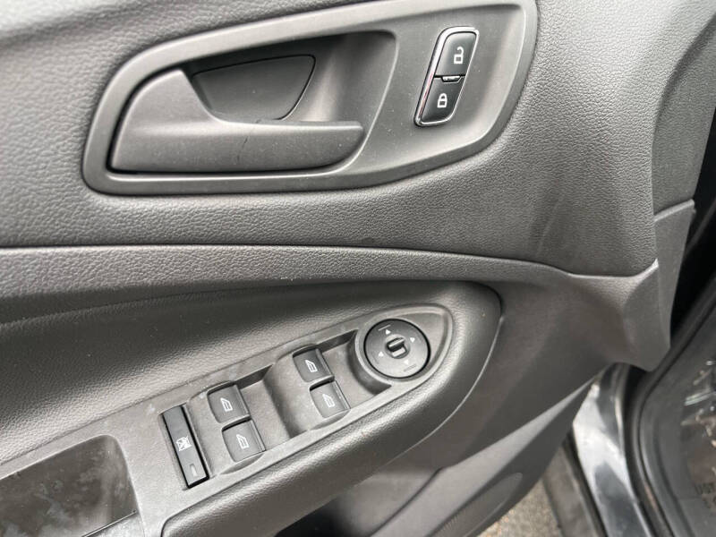 2014 Ford Escape S