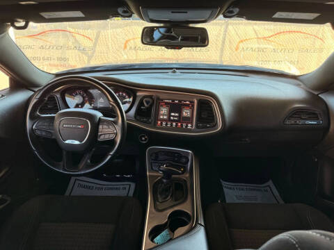 2021 Dodge Challenger SXT