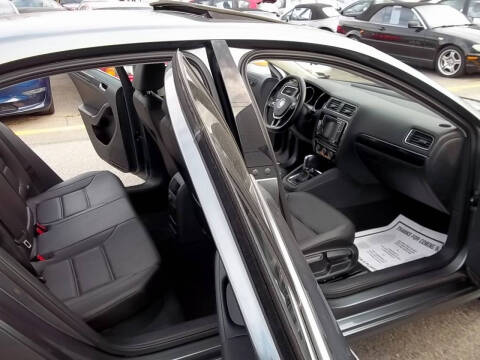 2017 Volkswagen Jetta 1.8T SEL Premium