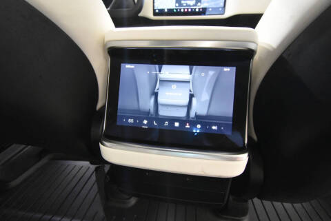 2023 Tesla Model X Standard Range