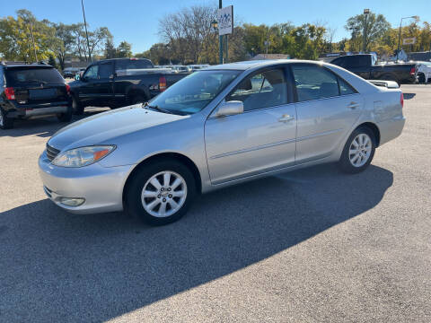2004 Toyota Camry for sale at Peak Motors in Loves Park IL