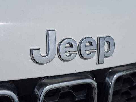 2020 Jeep Grand Cherokee Laredo E