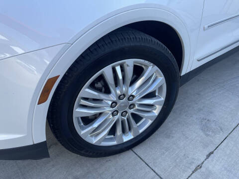 2017 Cadillac XT5 Premium Luxury