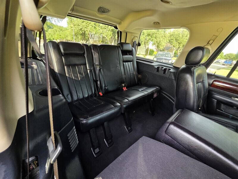 2003 Lincoln Navigator Luxury