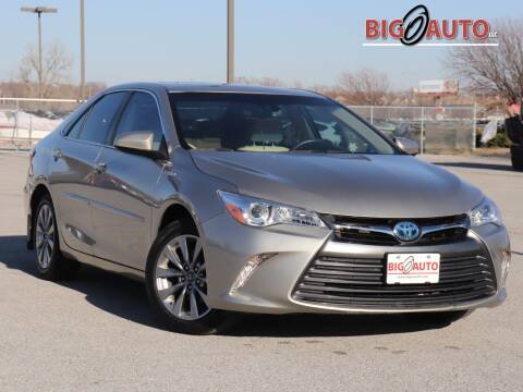 2017 Toyota Camry Hybrid for sale at Big O Auto LLC in Omaha NE