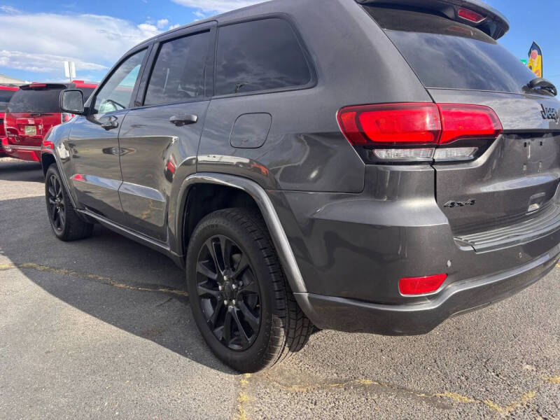 2020 Jeep Grand Cherokee Altitude