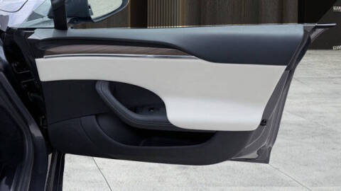 2023 Tesla Model S Standard Range
