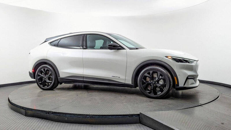 2024 Ford Mustang Mach-E Select