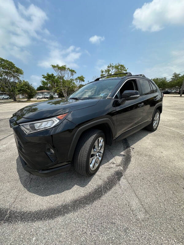 2018 Toyota RAV4 for sale at Era Motors in Hollywood FL