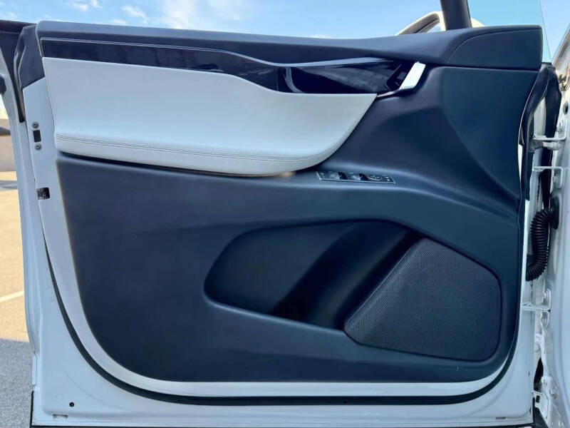 2020 Tesla Model X