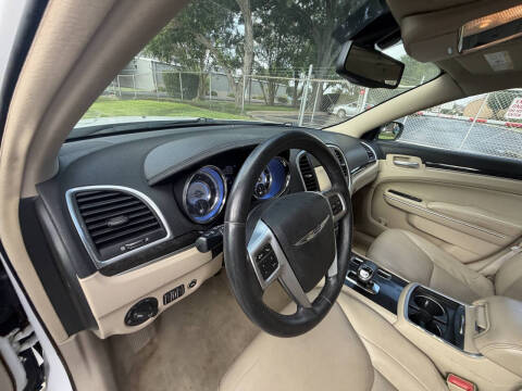 2013 Chrysler 300