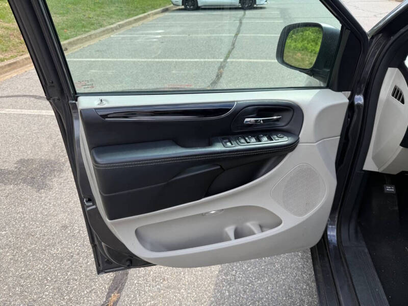 2017 Dodge Grand Caravan SXT