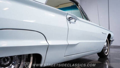 1964 Ford Thunderbird